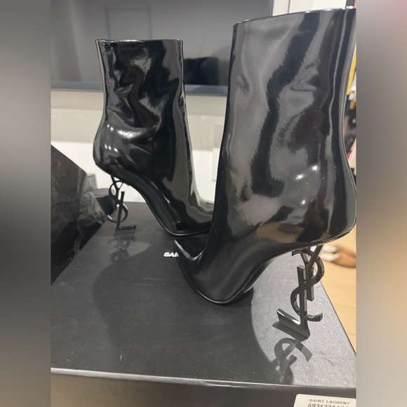 Black YSL Opyum heeled Ankle Boots in patent leather brand new - Picture 11 of 16